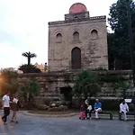 Castrum * Palermo